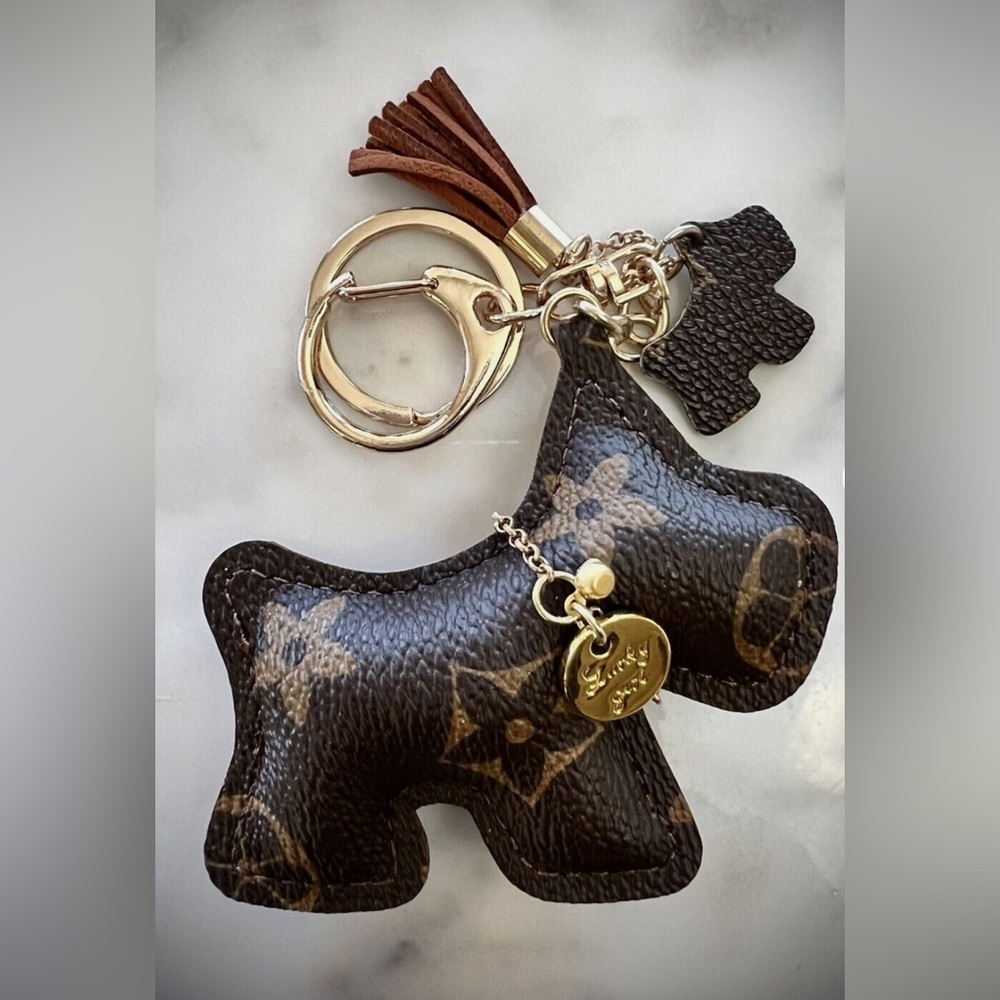 UNBRANDED Cute Dog Keychain